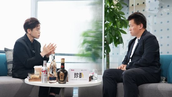 邓庆旭：追觅俞浩的底层逻辑